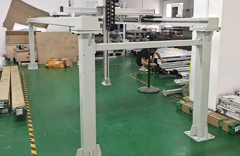 大连领锋机械制造有限公司网站上线，欢迎新老朋友访问